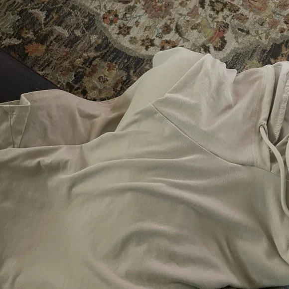 Talulah women’s drop shoulder shirt Tan super soft barely worn 2x - Picture 4 of 4